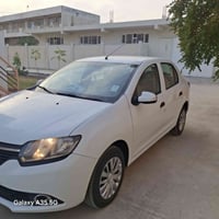 رينو سيمبول للبيع  موديل ٢٠١٧  ماشيه ٨٣.الف  مكفوله جديد تخم تاير  كير...