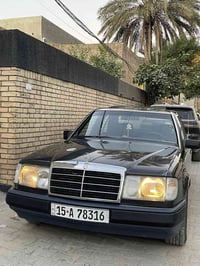 الحلوة للبيع مرسيدس W124 E300 دب محور 3000 ديلكو كير ومحرك مكفولات صدر...