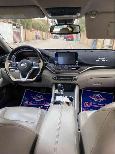 نيسان التيما ٢٠١٩ SL 
فول موصفات رقم بغداد
سياره ماشيه 90 m
بدون صبغ وبدون ايرباك 
ورقم الشاصي موجود بالمنشور 
رايده ١٤٠ 
*********** Colombo
