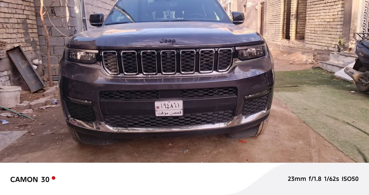 جيب كران شيروكي فول مواصفات مكفول من الحادث  وارد امريكي كفاله عامه  موديل 2024 ماشيه 18الف السعر 330
***********احمد الامريكي
