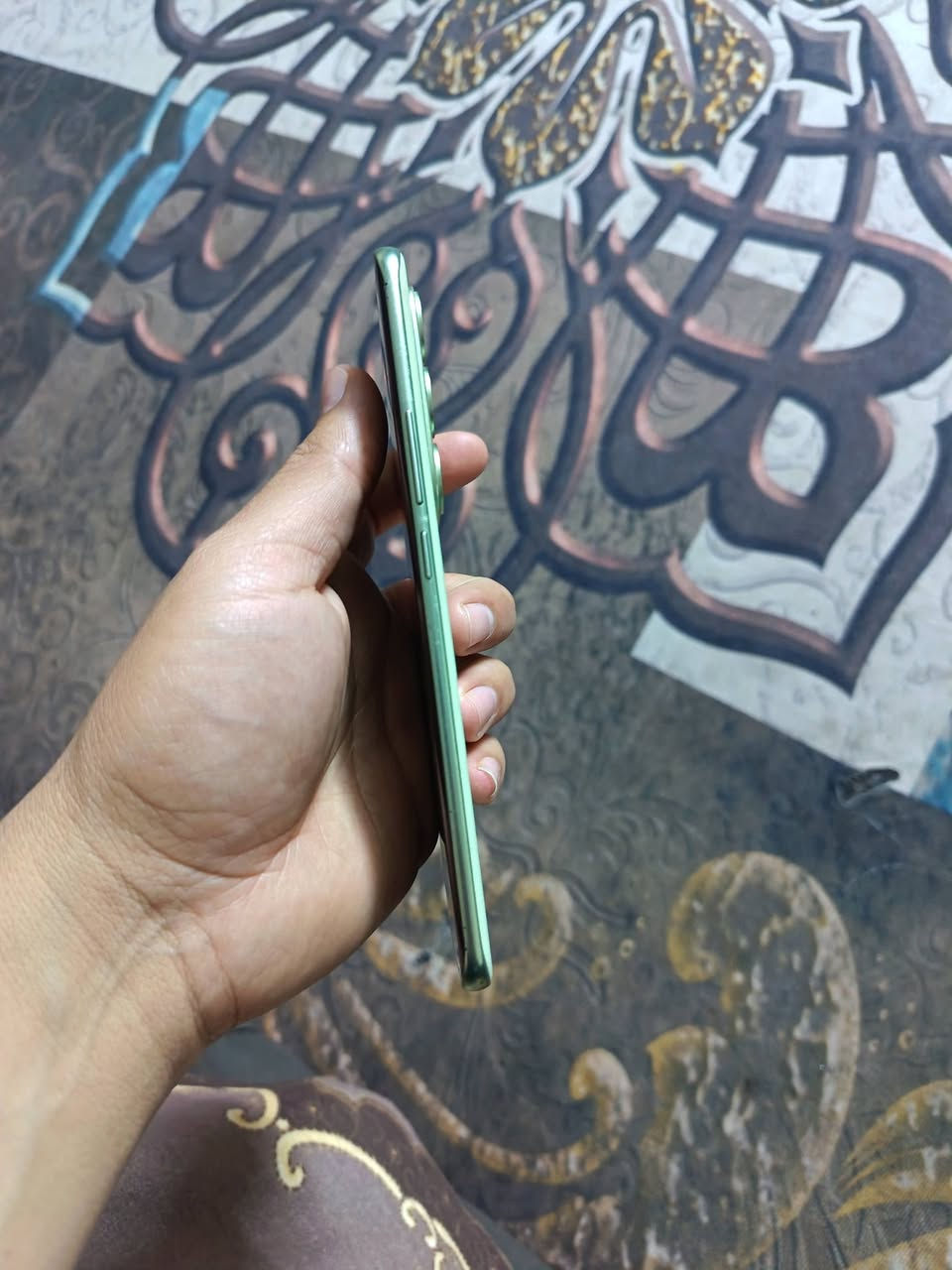 سلام عليكم عندي جهاز للبيع تكنو سبارك 40برو شاشه منحنيه  ذاكرته٢٥٦جهاز نظيف حيل غراضه كامله سعر جهاز 200عنوان بغداد الحريه الثانيه للاستفسار ***********واتساب او عل خاص
