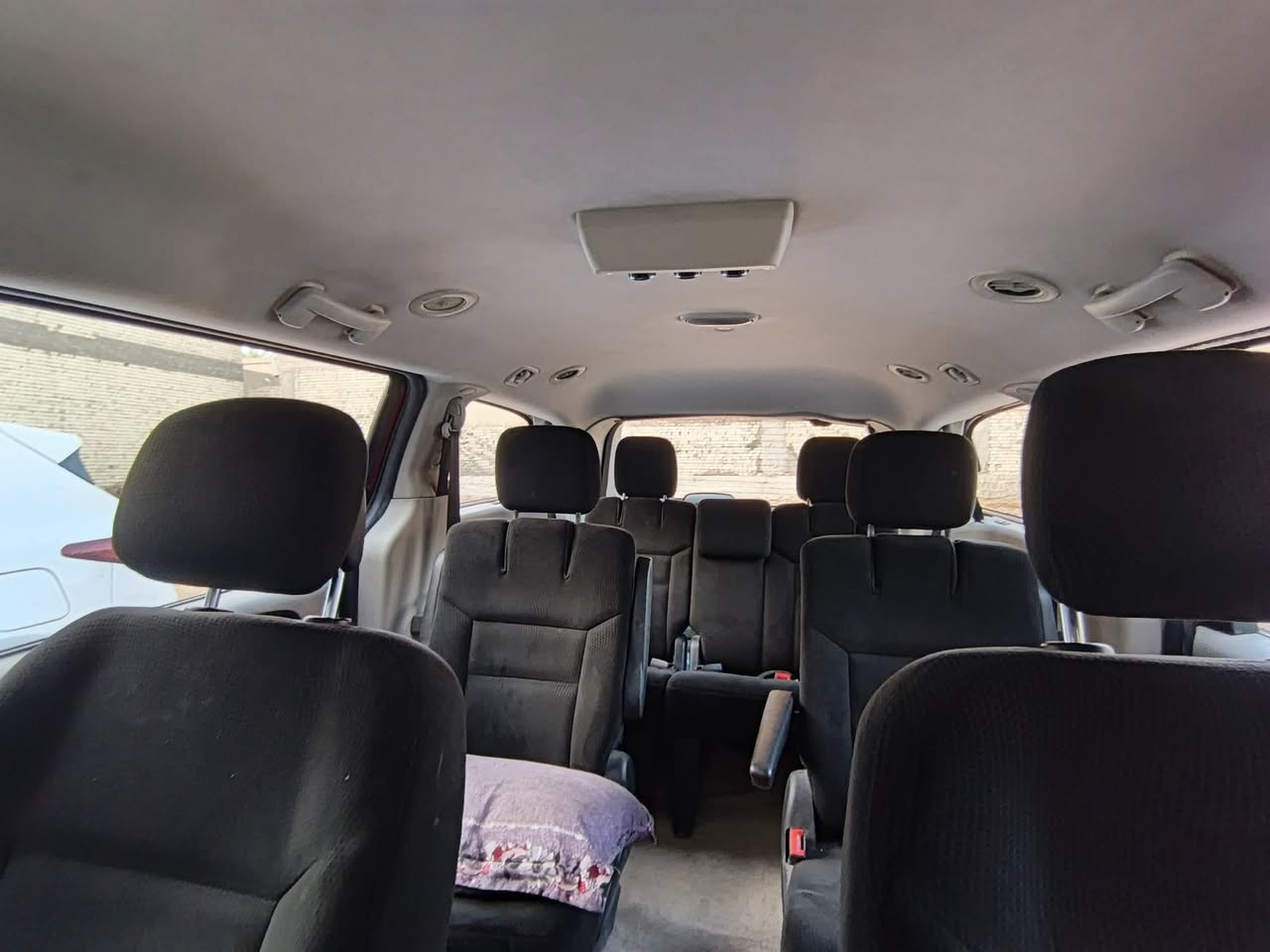 ‏السلام عليكم
‏دوج كرفان ٢٠١٦ رقم بغداد 
‏لون كرزي 
‏حادثها بنيد بارد وقبق الجنطة بارد 
‏بالعراق بيها چاملغ خلف السايق صبغ 
‏ماشية ١٢٢ الف 
‏داخل بيجي واسود 
‏فرس وسطي 
‏شاشة 
‏كامرا 
‏حساسات 
‏بيبان كهرباء 
‏جنطة كهرباء 
‏كشن كهرباء 
‏گير ومحرك كفالة 
‏الحدادية قبل سبوع شديتها 
‏مشط جديد 
‏مكاني كربلاء 
‏السعر ١٥٣ وبيها مجال بسيط 
‏
‏
‏***********
‏***********
‏
