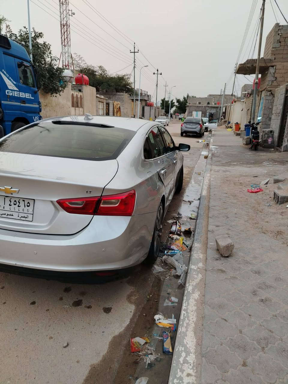 سلام عليكم ماليبو 18للون رصاصي فضي
فول مواصفات بيها ضربت بجم ومصلح والتبريد نقص طلقه كمبريسر والباقي سياره احله من الصوره بصمه يدوتشغيل عن بعد ويل كب رقم بصره ولد يريد مداورالسعر 85ورقه واذا اكو مراوس عادي حسب القناعه 
العنوان بصره زبير ***********
