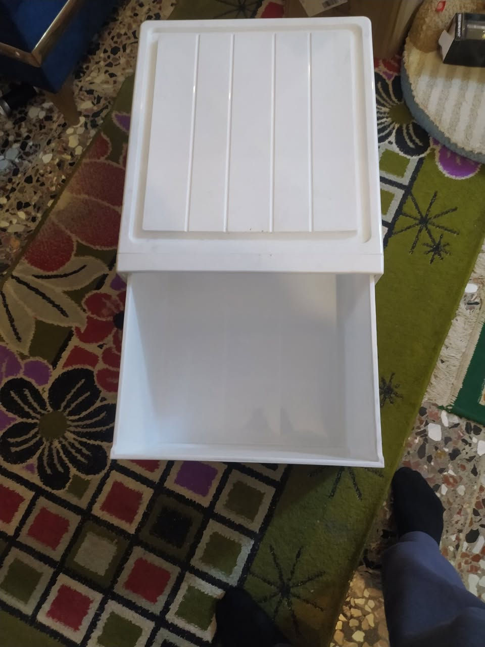 صندوق بلاستك عدد ١يحتوي على مجر طول 52سم عرض46سم ارتفاع 29 سم 10الف اول تم بالعافيه @إشارة


**إذا كنت صاحب هذا الإعلان وتريد حذفه لأي سبب، رجاءا أرسل رسالة إلى الدعم الفني**