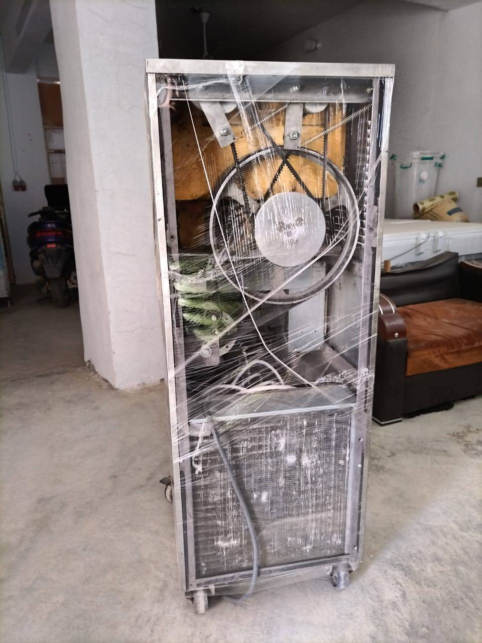 مكينه سوفت ايطالي فروماتك  موديل حديث شرط النضافه 90% تفحص وتاخذ راقم هاتف***********
