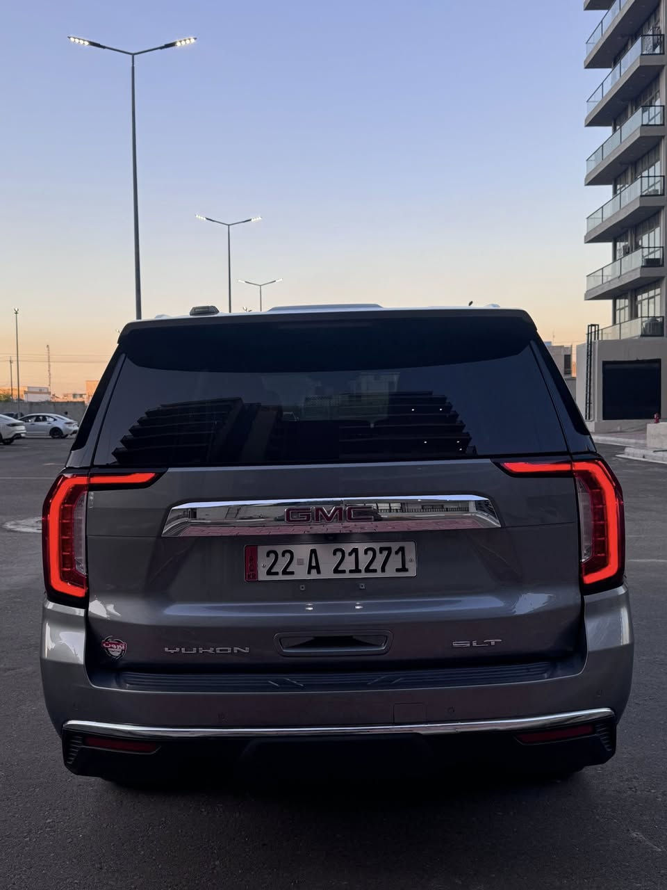 السلام عليكم للبيع
السلام عليكم للبيع GMC 

موديل 2022 امريكي SLT داخل عسلي اعلى مواصفات 

رقم اربيل اجره باسمي 

بنوراما ، فور ويل ، ٤ كامرات ، كشنات خلفيه كهرباء ، جنطه كهرباء ، شاشه كبيره ، كشنات تبريد وتدفئه جلد ، 

السياره جديده كلش تخم تاير جديد فلاتر وصدر ودهن ودسكات كلها جديد شديتهن 

ماشيه 210 الف 

حادثها جاملغ امامي مبدل فقط والاصلي مالتها موجود ايرباك فقط برده وكشن 

السياره كلش جديده وانضف بعد من الصور 

 

بيها خط بغداد اربيل نهضه مصفره هيئه وغرامات 

مكانها بغداد 

للاستفسار ***********
