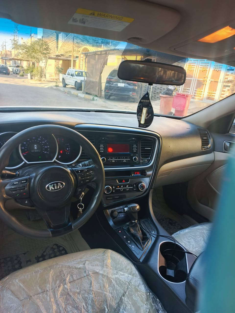 السلام عليكم 
للبيع كيا اوبتيما 2015 محرك 2400 تخم تاير تبريد حداديه جيده سياره بيها صبغ قطعتين جاملغ وباب سياره مواصفات تحكم جهتين شفتات كير ويل كب اشاير بلمري حساسات نظام إيكو سعر 112 اتصال فقط ***********
