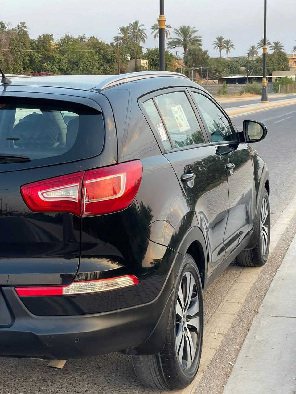 السلام عليكم جميعاً كيا سبورتج خليجي موديل 2012 رقم سليمانية دولي بسمي فول مواصفات تحكم ستيرن تبريد🥶 حساسات امامي وخلفي بنوراما شاشة وكامرة تخم تاير كير ومحرك مكفولات مگفولة من الصبغ   العنوان صلاح الدين قضاء بلد … الاتصال 
الاثير ***********
