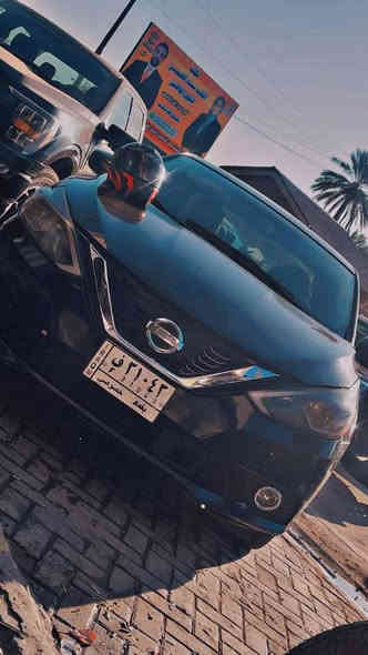 السلام عليكم اخواني نيسان سنترا مـ 2019 رقم بغداد بسمي السياره حلوة ونضيفة كير مكينه حداديه مكفول ونضيف السياره بيها ملحوظات بسيطه ماعندي مجال اتفرغلها يعني ينصرفلها 5 أوراق ترجع جديد ماشيه103الفK قابل للزياده مكانها بغداد العامريه او حي الجهاد سعرها 95 وبيها مجال حگ الجيه  سياره حلوه ونضيفة مقارنه ب خواتها بالسوك وسعرها اخو البلاش وبالتوفيق للجميع       هـ***********🤎
