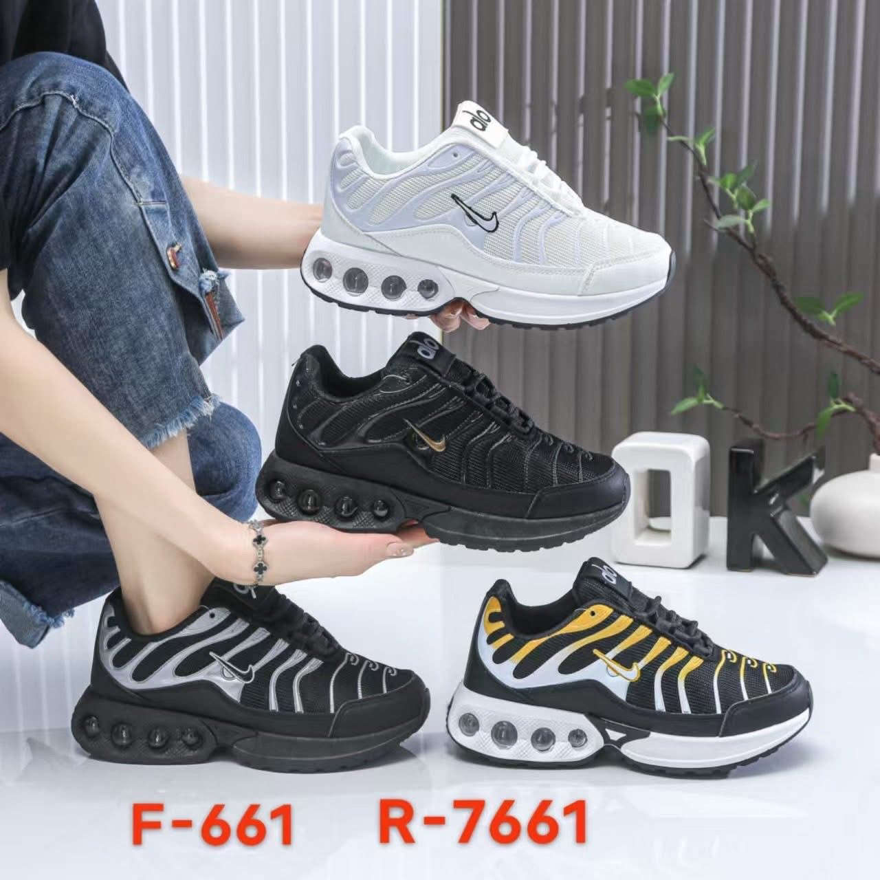 بمناسبة العيد السعيد وفرنا لكم اجمل انواع الاحذية وبأنسب الاسعار ويشتغل شبابي وبناتي الاحجام من 36 الى 41 ويوجد توصيل للحجز والتفاصيل الاتصال عل الرقم *********** وبه وتساب ايضاً
