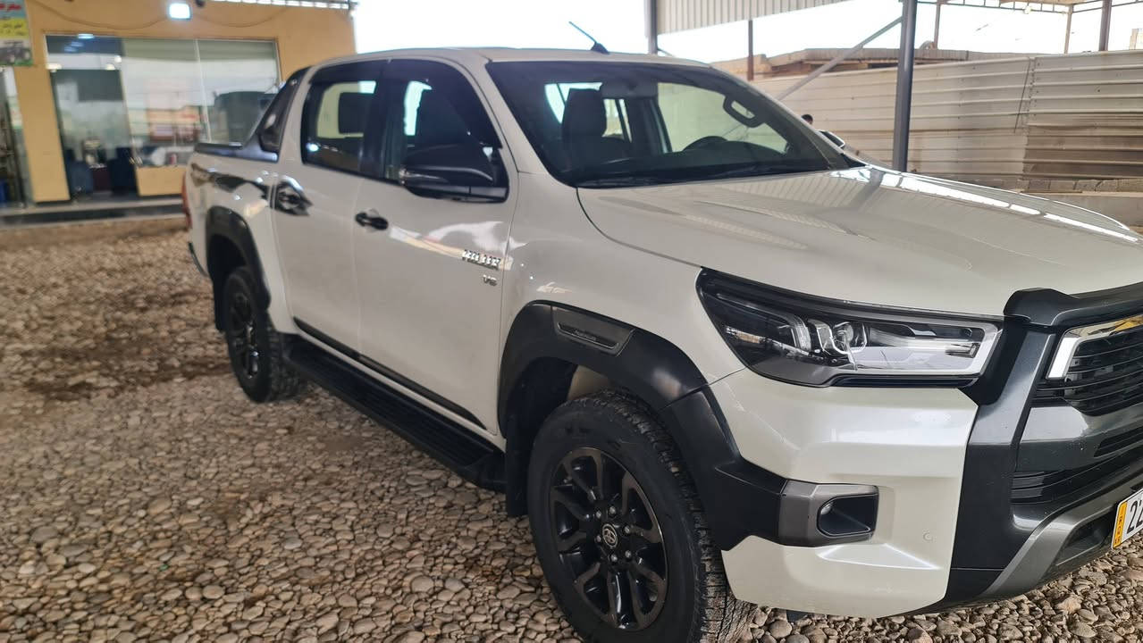 البيع ادفنجر موديل 22  رقم اربيل دولي ماشي 85 الف سونار موجود مكاني واسط الزبيديه ***********
