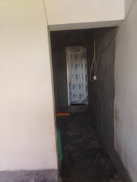 قرب مقبرت طروخ • أرض ١٠٠٠م • بيت ١٥٠م جاهز