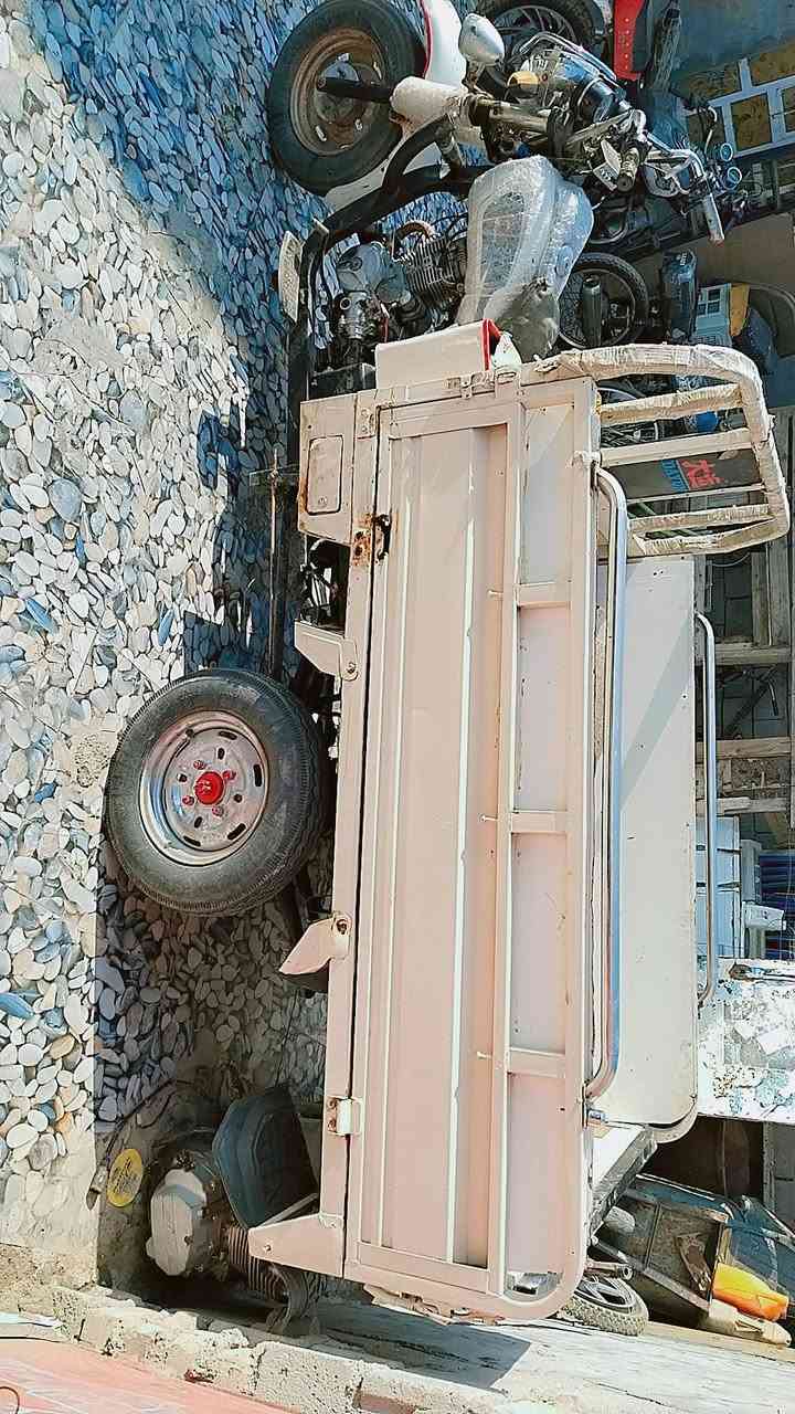 سلام عليكم  ستوته للبيع ناصريه مركز السعر 900 وبيهه مجال ستوته جديده اوراقهه ضايعه يعني ابيع بدون اوراق الشراي ينتصل وبيخير ويدلل*********** /***********
