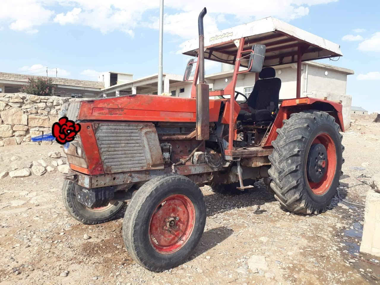 السلام عليكم
 للبيع تركتر عنتر 121) 6سلندر رقم نينوى وسنويه جاهز
للاستفسار ***********
