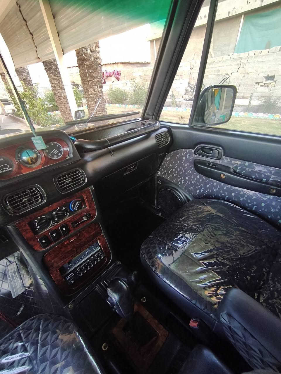 گالوبر موديل 2000
السياره نضيفه كلش رقم جديد اربيل 
تريد تحويل تريد وكاله 
مكينه 6vسلندر 
اوتوماتيك و لوگير دفع رباعي 
تبريد شغال 
السعر 65 وبيها مجال 
الرقم ***********
