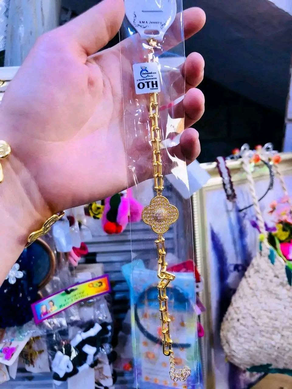 هــــــــــــــــــــــــەڕاج  هـــــــــــــــــــــــــــەڕاج 1هەزار

داشکاندن گەورە باوردەکەیت یان نا هەڵبژێرە 1000دینار 
لە بازار و دوکان تر 12 بۆ 15هەزار پێ مەدە 

سەیدسادق لە هەرزانیدا دەهەژینین 1 پارچە 1000دینار
 

گوارە و ملوانکەی دەسیت بەندی هەموو بابەت کجان زیاد لە 100مۆدل جیاواز تەنها 1هەزار 

هەموو بابەت کجان جوانکاری 10هەزار 15هەزار 

لای ئێمە هەرجی هەڵدەبژیریت 1دانە بە 1000دینار

بینیرن بو هاوریکانتان👉👉👉🙊🙉🙈

گەورەترین #ھەزارسەنتەری_سەیدسادق

بەس ئێمەین لە سەیدسادق شتی ئیمە جیاوەزە 💕
خزم و دۆستان ئاگادار بکەنەوە

ناونیشان سەیدسادق نزیک پردی قەرزاران یان نزیک مزگەوتی ئەوبەکری سدیق


**إذا كنت صاحب هذا الإعلان وتريد حذفه لأي سبب، رجاءا أرسل رسالة إلى الدعم الفني**