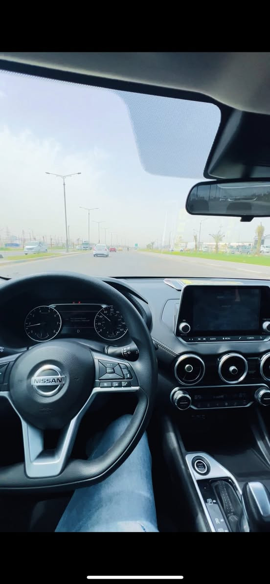 السلام عليكم نيسان سنترا 2023svوارد امريكي بيه نسبه غرق للدوسه سياره جديده كفاله من الضربه والصبغ جديده كلش سعر146ورقهً وبيه مجال رقم بصره دولي ***********
