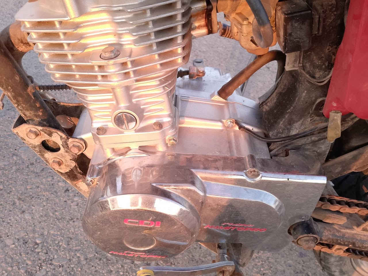 دراجه للبيع اوراق سكنر موديل 22 مكينه نعومه وشلعه شاصي مكفول محرك مامفتوح بس مستحق بي بدايت تبخير دراجه مالت جناي مرتبه تواير نضاف وياله كشن تانكي جدد السعر 350وبيه مجال بصيط حگ الجيه ابو ال300لا تخابر وتعب روحك للاستفسار اكثر اتصل ***********مكاني قضاء الكحلاء قرب السوق
