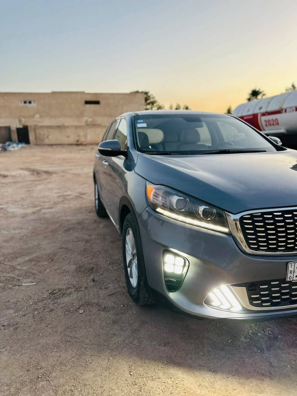 السلام عليكم
سورنتو موديل 2020 وارد أمريكي
محرك 6سياره نظافه خير من الله 
ظرر السيارة جامغ أيسر صبغ باقي السيارة كفاله تخم تاير حدادية جديد 
الستفسار اتصال ع صاحب الرقم
***********
