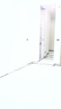 شقه للايجار خلف كراج بغداد  تحتوي على (غرفة نوم +ومطبخ+ وصحيات+ وهول) ...