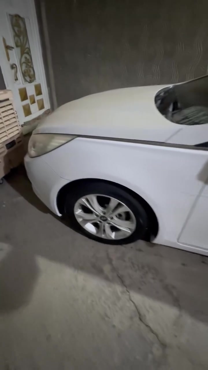 سلام عليكم سوناتهالفين ١٢ خليجي سياره جديده كفاله عامه ماشيه 160 موجوده بل بابل حله حلوه سياره وجاهزه الف ماتصرف عليه كير مكينه حداديه تبريد بسمي  السعر 137 وبيه مجال قليل وهاذه رقمي ***********
