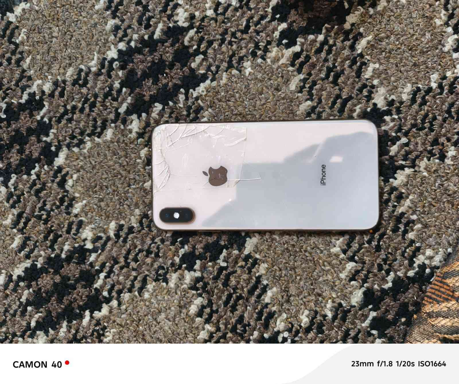 السلام عليكم ايفون اكس ماكس للبيع نضافه فول كلو وضع شركه ما داخل اي صيانه  
1)ذاكره 256
2)بطاريه 75
3)السعر 200قفل
4)يرهم مراوس   
 الاتصال ***********
