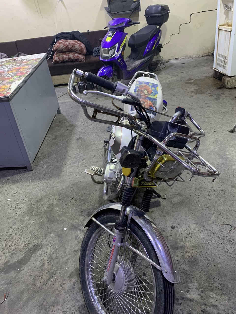 ماطور تايكر 2020 ما مفتوح سعرو 550 مكاني الايمن ***********
