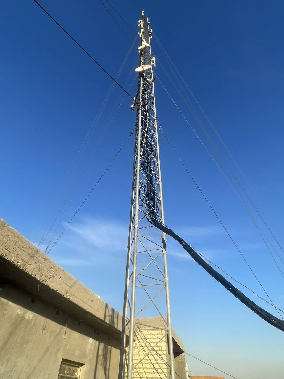 كادر بغداد
ترتيب راكات وترتيب الابراج 
صيانه ونصب وتفصيخ الابراج 
توجيه جميع لنكات 
للاتصال 
***********واتساب
