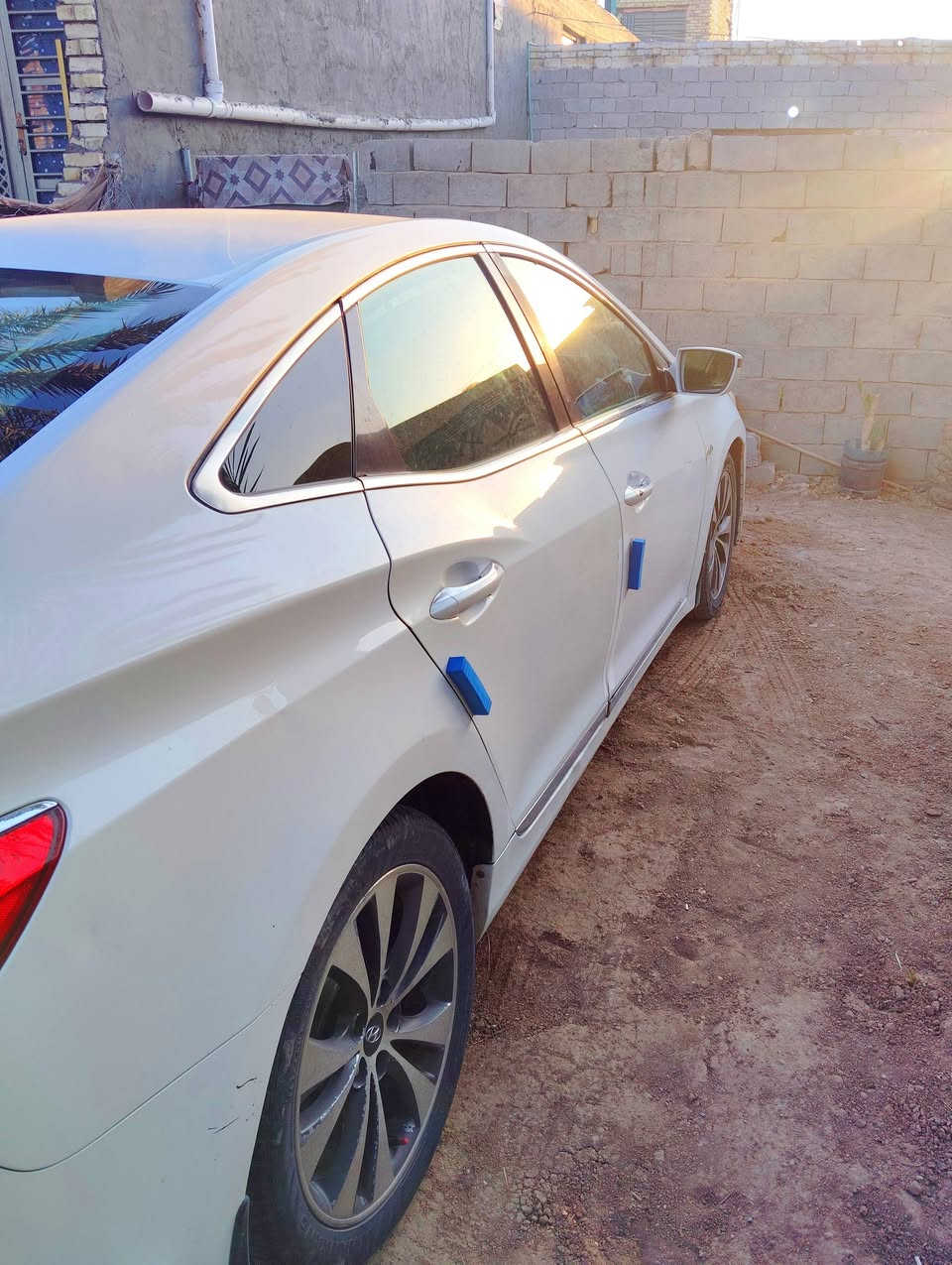 لبيع أزيرا هونداي
موديل 2011
محرك 6 
السياره جاهزه وكل نقص مابيه خير من الله 
السعر 115 
الاستفسار تواصل راسنلي


**إذا كنت صاحب هذا الإعلان وتريد حذفه لأي سبب، رجاءا أرسل رسالة إلى الدعم الفني**