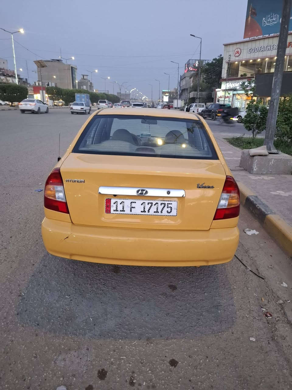 سلام عليكم فيرنا موديل ٢٠١٤ معيوده رقم بغداد بسمي مكفوله من ضربه بيه باردات بسيطه السياره جاهزه مكينه قبل شهرين مجفته حداديه حلوه تخم تاير دواخل نضيفه مابيه نقص السعر ٧٠ وبيه مجال مكاني مركز الحله للاستفسار خاص او ***********
