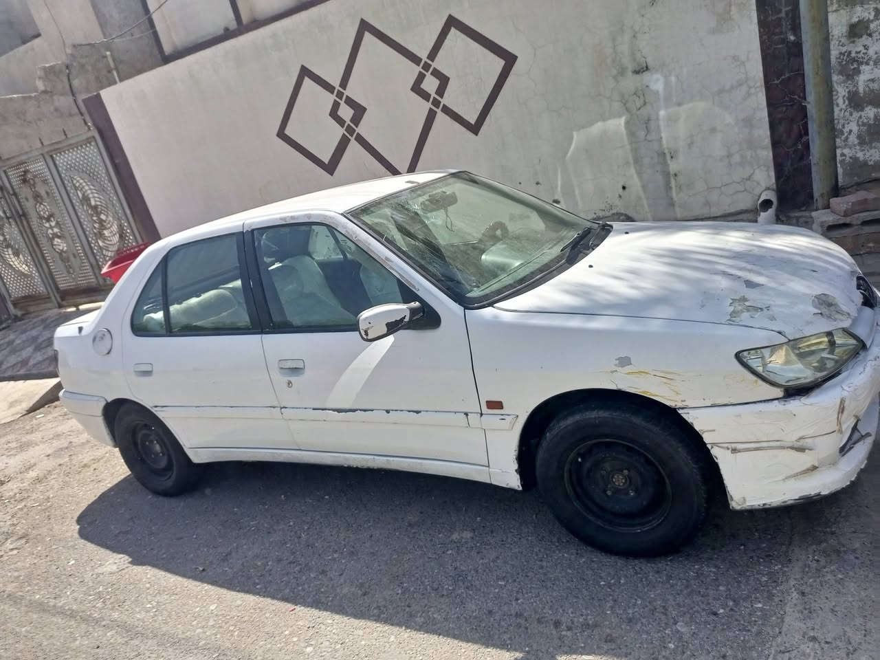 رخصت الادمن بيجو صدامي حره 97 كابريتر كير محرك بشرط السياره تريد صدر وكهربائيات الجام فقط العنوان كركوك حي الاسرئ والمفقودين شرط التحويل ***********
