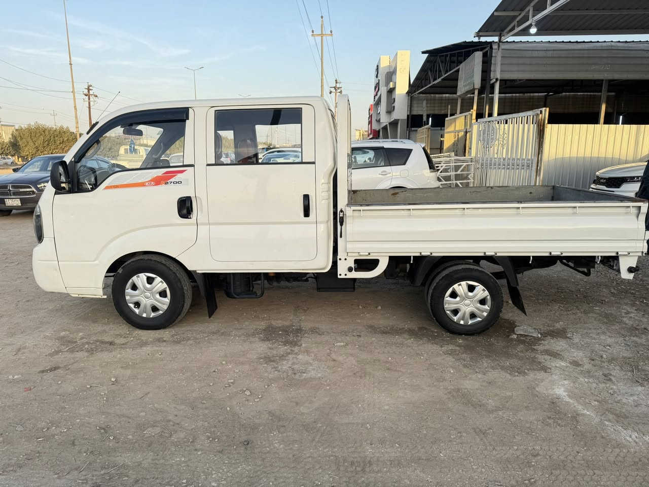 يالله 
كيا دبل قماره ٢٠١٣
مكينه ٢٧٠٠ 
سنويه ٢٧ 
كفاله عامه من ظربه وتبديل ومكينه 
بيه رش صبغ بالبدي اثر جراد 
معروضه ١١٧ 
مكلف بالنشر مكانه بابل
***********
