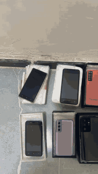 ١٨موبايل dhl+ايبادين خاص او ع الرقم 07713518298