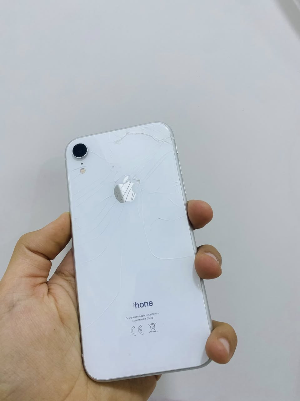 السلام عليكم للبيع ايفون اكس ار
بطارية 97
64gb
الجهاز كله شغال ومكفول 
كامرات 
صوت 
سبيكر 
للبيع بسعر 125الف 
للتصل ***********
