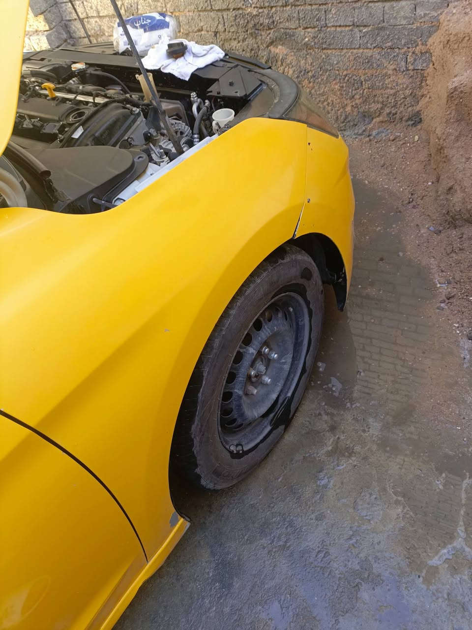 النترا صفراء موديل 2019رقم كوت واسط محرك 2000ماشيه 119الف
شاشه كامره تحكم ستيرن وارد امريكي ضربته دعاميه اماميه فقط فقط *********** مكان السياره الشعله  السعر المطلوب 118ورقه $$
