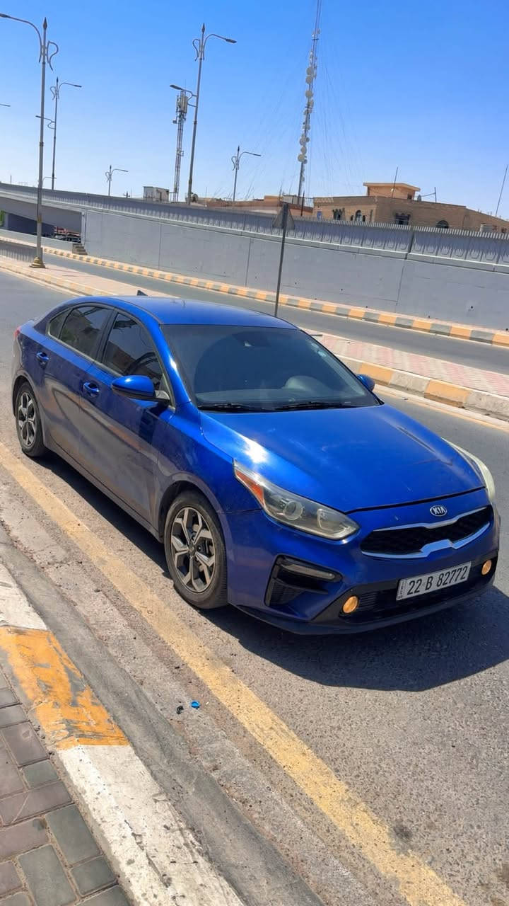 السلام عليكم كيا فورتي 2021 بيها بنيد وجاملغ بدون دواخل السياره جديده وما ناقصها شي سعرها 130 ورقه رقم اربيل العنوان تكريت ***********
