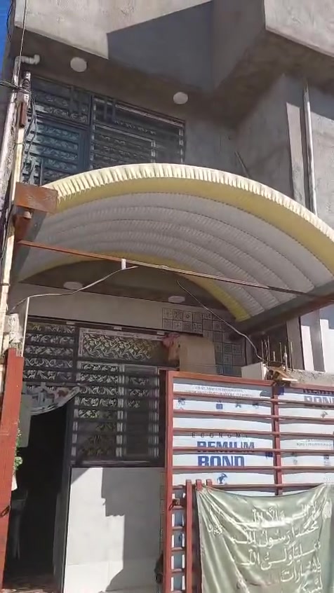 🏡 دار للبيع في مدينة كربلاء المقدسة
📍 الموقع: قنطرة السلام
📄 نوع العقار: قرار 117
📐 المساحة: 100 متر مربع
⭐ الموقع مميز جداً
🕌 يبعد عن مرقد الإمام الحسين حوالي 1 كم فقط، مما يجعله مناسباً للسكن أو الاستثمار أو استقبال الزائرين. �
FindGlocal +١
✅ قريب من الخدمات والأسواق والطرق الرئيسية.
✅ فرصة مميزة للراغبين بالتملك في قلب كربلاء المقدسة.
✅ موقع حيوي وسهل الوصول.
📞 للاستفسار والمعلومات أكثر يرجى التواصل على الرقم:
(***********)

