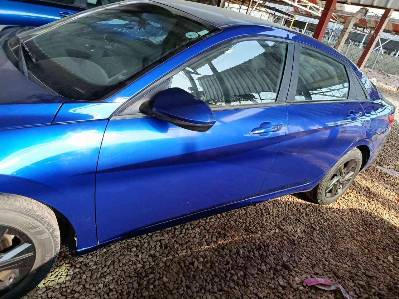 السلام عليكم متوفر النترا موديل 2023 وارد امريكي السياره الجديده ما ماشيه ماشيه 15,000 السياره  زيرو ما ابيها حادث مجرد طخه بالباب السعر 165 وبيها مجال العنوان بابل ناحيه الشوملي للاستفسار رقم الهاتف***********
