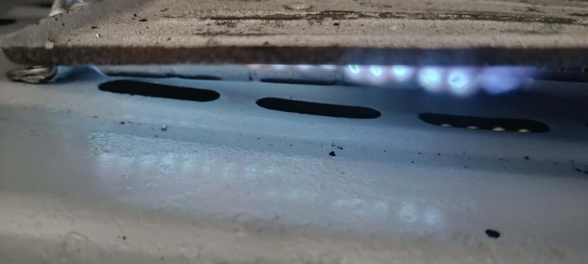 عرض مميز – طباخ عشتار عراقي 5عيون 
حجم عملي مناسب 80*50
 5 شعلات قوية 
 فرن شغال خط واحد
  لون ابيض مقاوم
💰 السعر: 170 قابل للنقاش
📍 العنوان: موصل – وادي حجر
🔹 للبيع أو المعارضة حسب الاتفاق والقناعة 🔹
✨ فرصة ما تتعوض ✨


**إذا كنت صاحب هذا الإعلان وتريد حذفه لأي سبب، رجاءا أرسل رسالة إلى الدعم الفني**