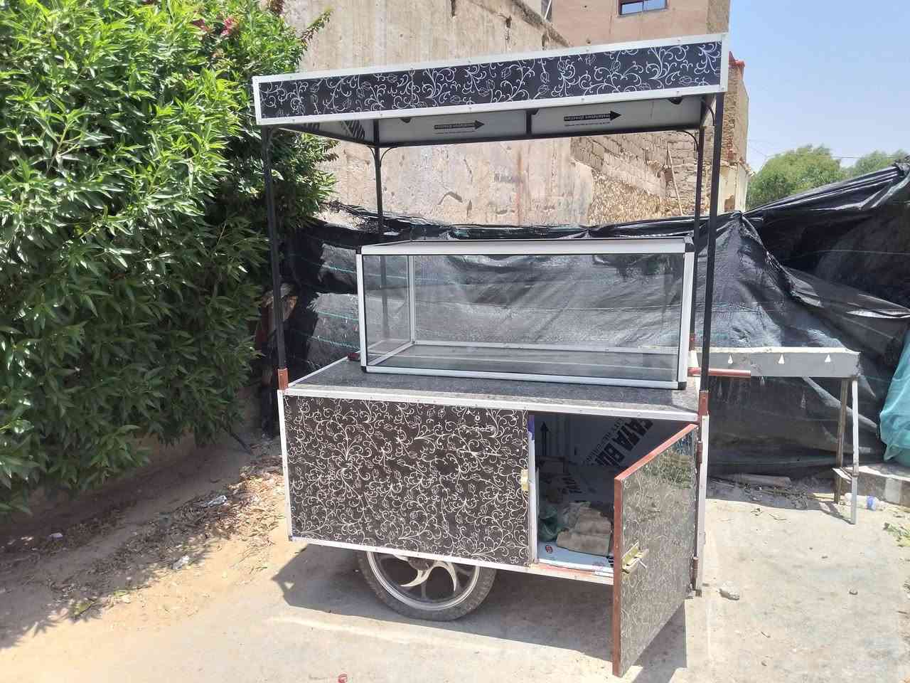 كروصة للمأكولات الخفيفة للبيع


**إذا كنت صاحب هذا الإعلان وتريد حذفه لأي سبب، رجاءا أرسل رسالة إلى الدعم الفني**