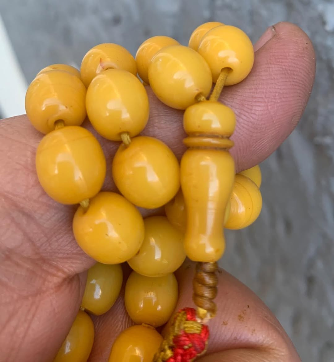 مسباحة سندلوس قديم جيبية او كفية وزن ٣٥ غرام السعر ١٥٠ رائحة عطاب فوول


**إذا كنت صاحب هذا الإعلان وتريد حذفه لأي سبب، رجاءا أرسل رسالة إلى الدعم الفني**