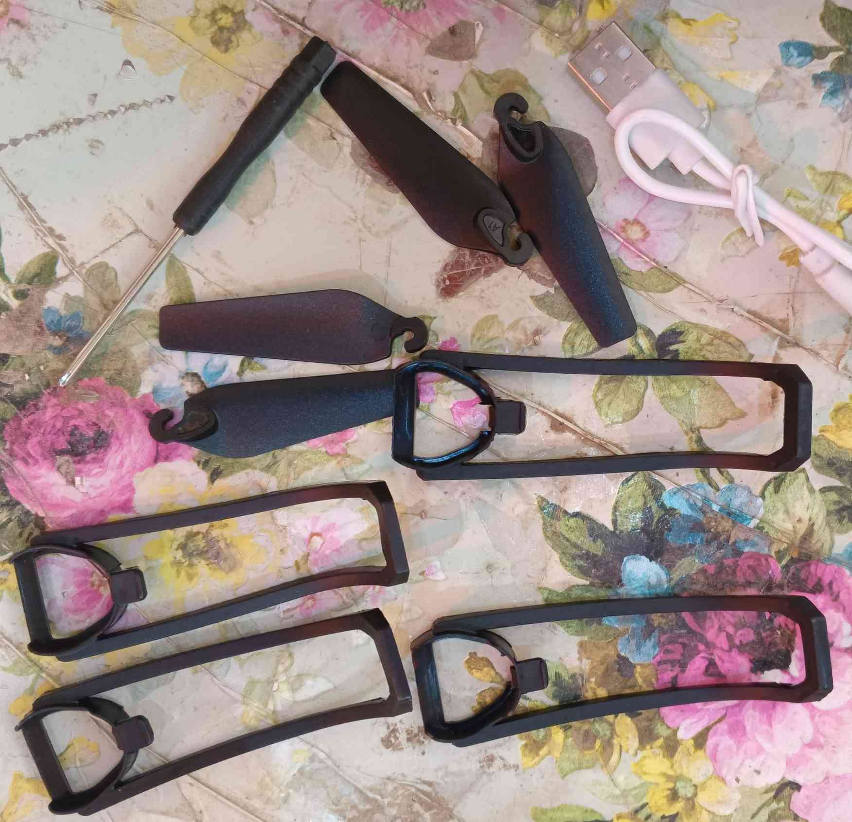 طائرة درون تعليمي ✨ شغاله جديدة لوك اجت بدون كامرة سعر 15 ألف توصيل موجود 🚛


**إذا كنت صاحب هذا الإعلان وتريد حذفه لأي سبب، رجاءا أرسل رسالة إلى الدعم الفني**