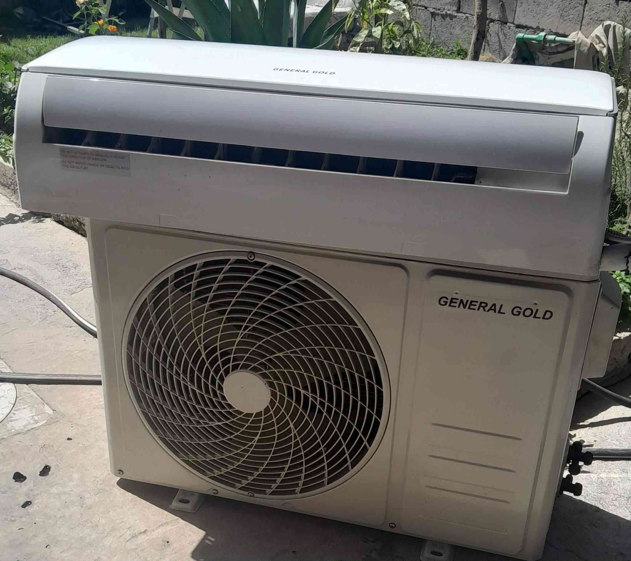 السلام وعليكم عندي هذا سبلت كلشي مابيه نضيف ياخذه ويشده غاز بيه وأي نقص مابيه ٢٢٥ وبيه مجال بالسعر بسيط


**إذا كنت صاحب هذا الإعلان وتريد حذفه لأي سبب، رجاءا أرسل رسالة إلى الدعم الفني**