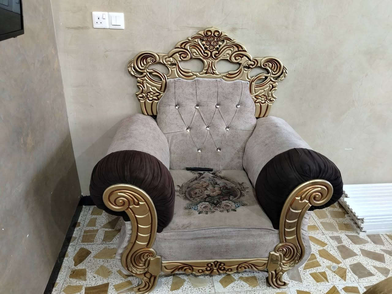 سلام عليكم تخم للبيع 10 مقاعد 2فردي2ثلاثي 1ثنائي التواصل خاص الشغل حطاطه شغل معمل بلوك مو سوكي


**إذا كنت صاحب هذا الإعلان وتريد حذفه لأي سبب، رجاءا أرسل رسالة إلى الدعم الفني**