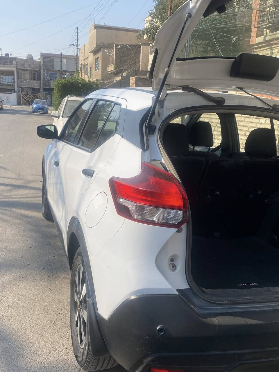 نيسان كيكس 2020 سياره جاهزه حادثه جدن بسيط فقط كصه البنيد صبغ صور الحادث مرفقه بالمنشور عنواني بغداد الشعب عارضه اب 107$او بيه مجال رقمي ***********
