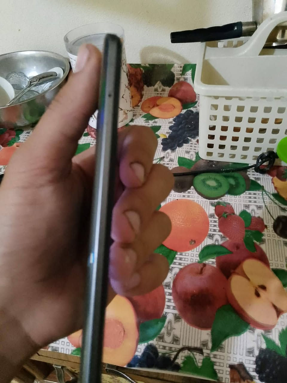 سلام عليكم
ريلمي 8 ذاكرة 128 رام 8 مبدل شاشة بس 
مراوس شعندك نزل حتى لو بفرق


**إذا كنت صاحب هذا الإعلان وتريد حذفه لأي سبب، رجاءا أرسل رسالة إلى الدعم الفني**