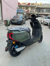 للبيع دراجه شحن تالج دراجه نضيفه مابيها نقص 6 بطاريات نضيفات ملف 2000 ...