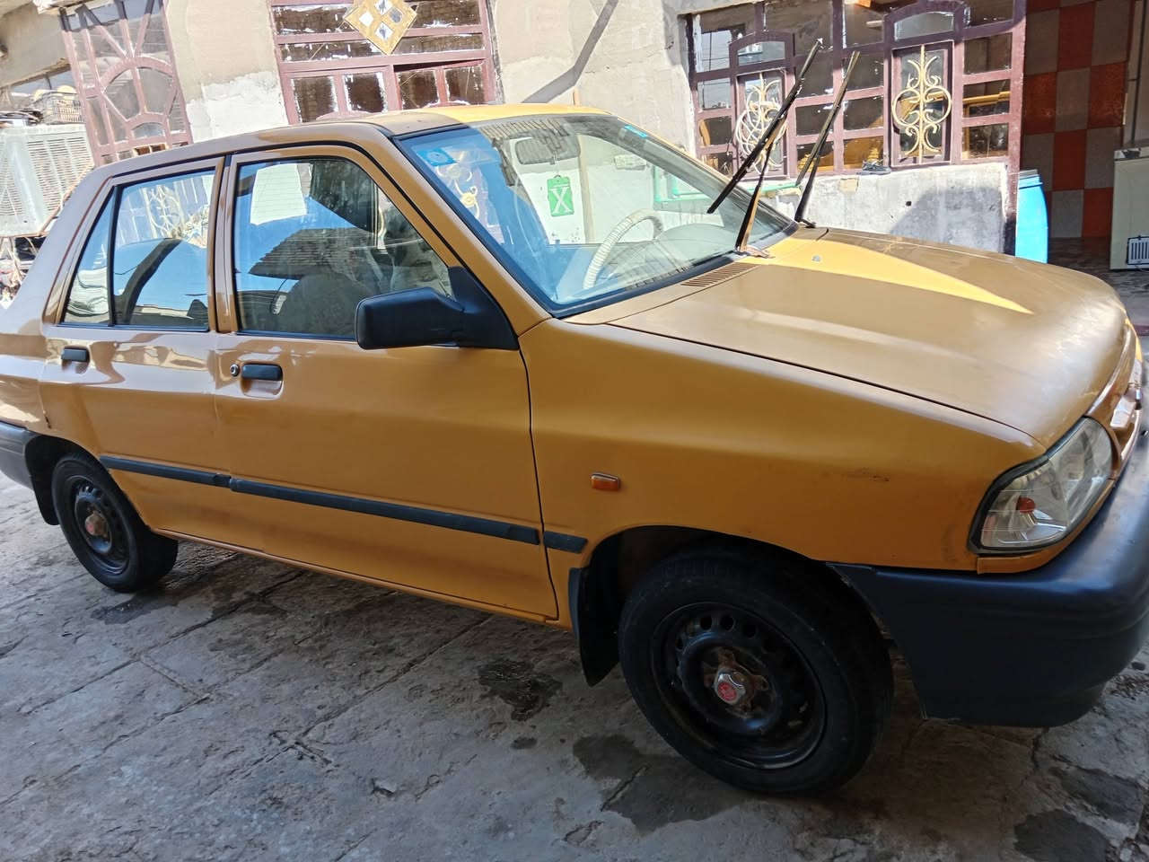 سلام عليكم سايبة مديل 15 سيارة خير من الله مكينة وكير خير من الله صدر امامي جديد بيهة طخة واضحة بل صورة خفيفة مكان بغداد النهروان السعر 35 وبيهة مجال ***********
