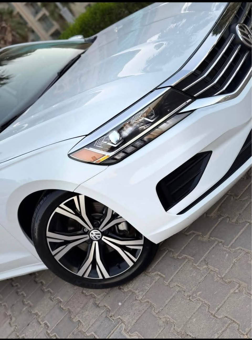 السلام عليكم
PASSATللبييع 
موديل 2021
السياره فول ماشيه 50 مايل 
مواصفات :فتحه ،دخول ذكي ،نقطه عمياء ،تحديد مسار ،تبريد قطعتين
كشنات جلد ،تحكمات استيرن ،تحديد مسار   مكينه 2000تيربو 
المحرك والگير بشرط 
حادثها باب وجاملغ جهت السايق
السعر المطلوب165مع مجال بسيط 
العنوان موصل حي القدس او شقق الحدباء
‭***********
*********** موصل, نينوى
