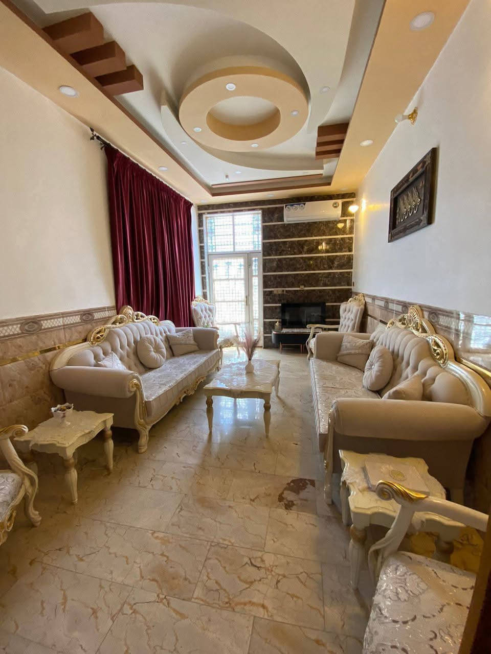 ‏‎‏‎دار  للبيع او المراوس النجف الاشرف
حي الجامعه
مساحه الدار  ١٠٠ م 
شارع ١٠ موقع ممتاز 
طابق ونص
قرب مدرسة الرفاه 

‏‎  للاستفسار مراجعة مكتب العطاء للوساطه العقاريه في حي الجامعه سايدين سلام-جامعه 
مقابل مجمع زيد و حسن

او الاتصال 
‏‎*********** (يتوفر واتساب)
